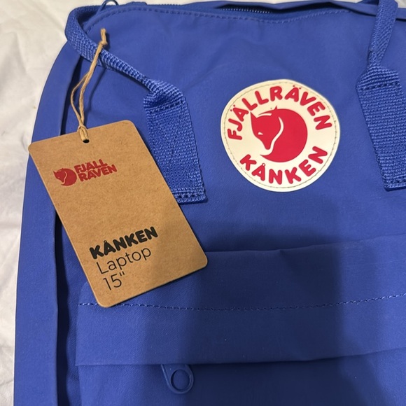 🌼🌼Fjallraven Laptop 15" Blue Backpack - Picture 2 of 6